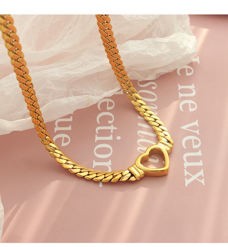 Heart Shape Cuban Chain Necklace - Elegance Jewelry Boutique